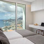 Wonderful 3-bedroom With Pool * Funchal (Madeira)