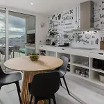 Wonderful 3-bedroom With Pool Funchal (Madeira)