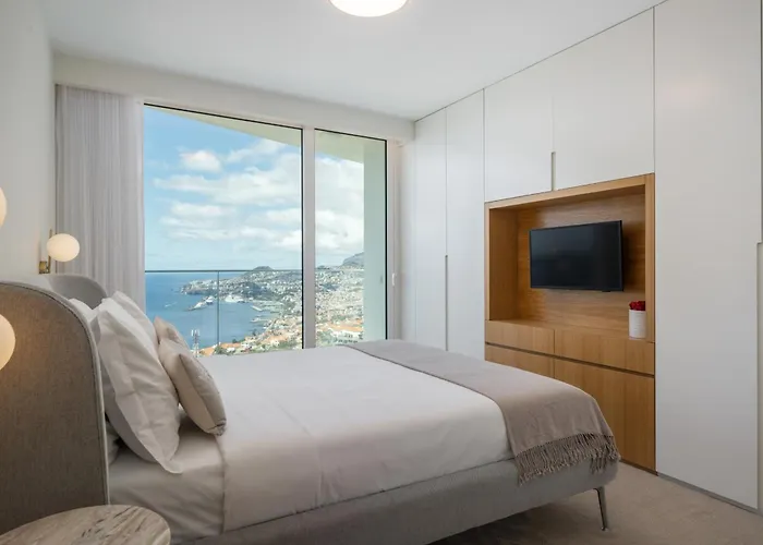 Wunderschöne - 3-schlafzimmer-villa Mit Pool Ferienhaus Funchal (Madeira)