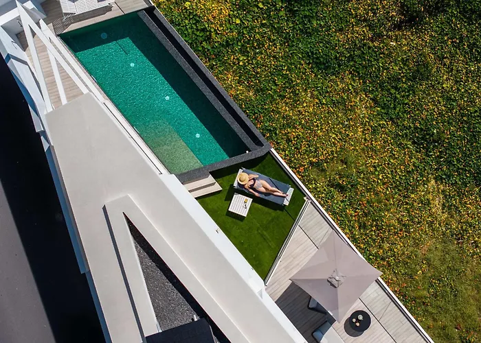 Ferienhaus Wunderschöne - 3-schlafzimmer-villa Mit Pool Funchal (Madeira)