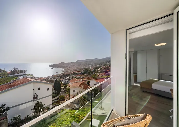 Wunderschöne - 3-schlafzimmer-villa Mit Pool Funchal (Madeira)